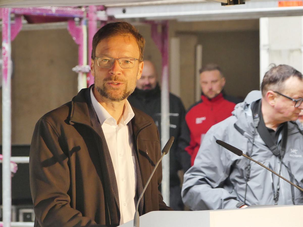 Der Oberbürgermeister der Stadt Jena Herr Dr. Thomas Nitzsche