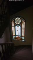 Bleiglasfenster in Kirchenfensterform
