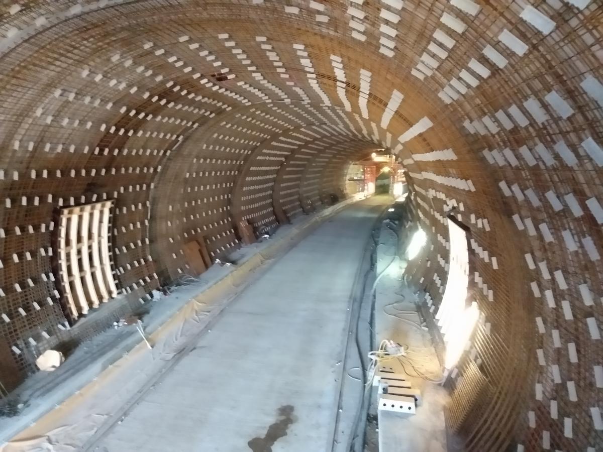 Ein Einblick in das Innere des neugebauten Tunnels.