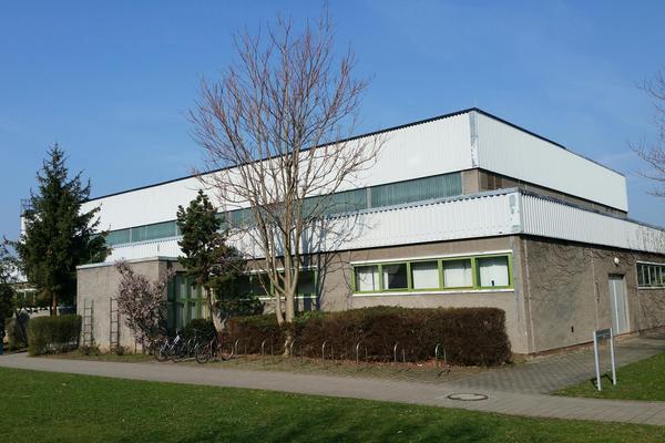 Sporthalle Uni Erfurt Südansicht